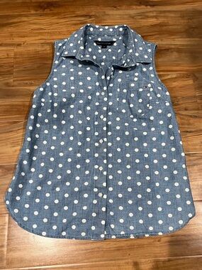 Tommy Hilfiger Denim Blue Sleeveless Polka Dot Button-Down Top